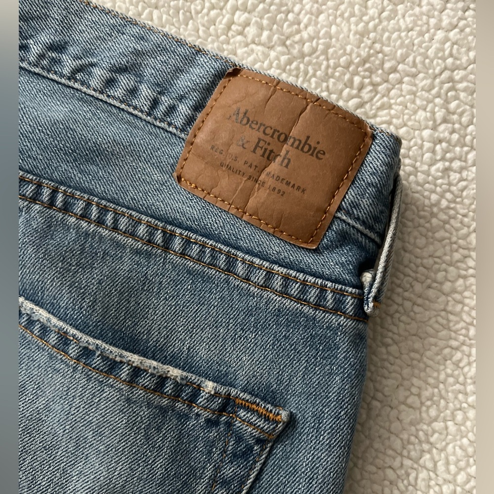Abercrombie & Fitch Blue Bootcut Jeans, Size 32x34 - Picture 9 of 10